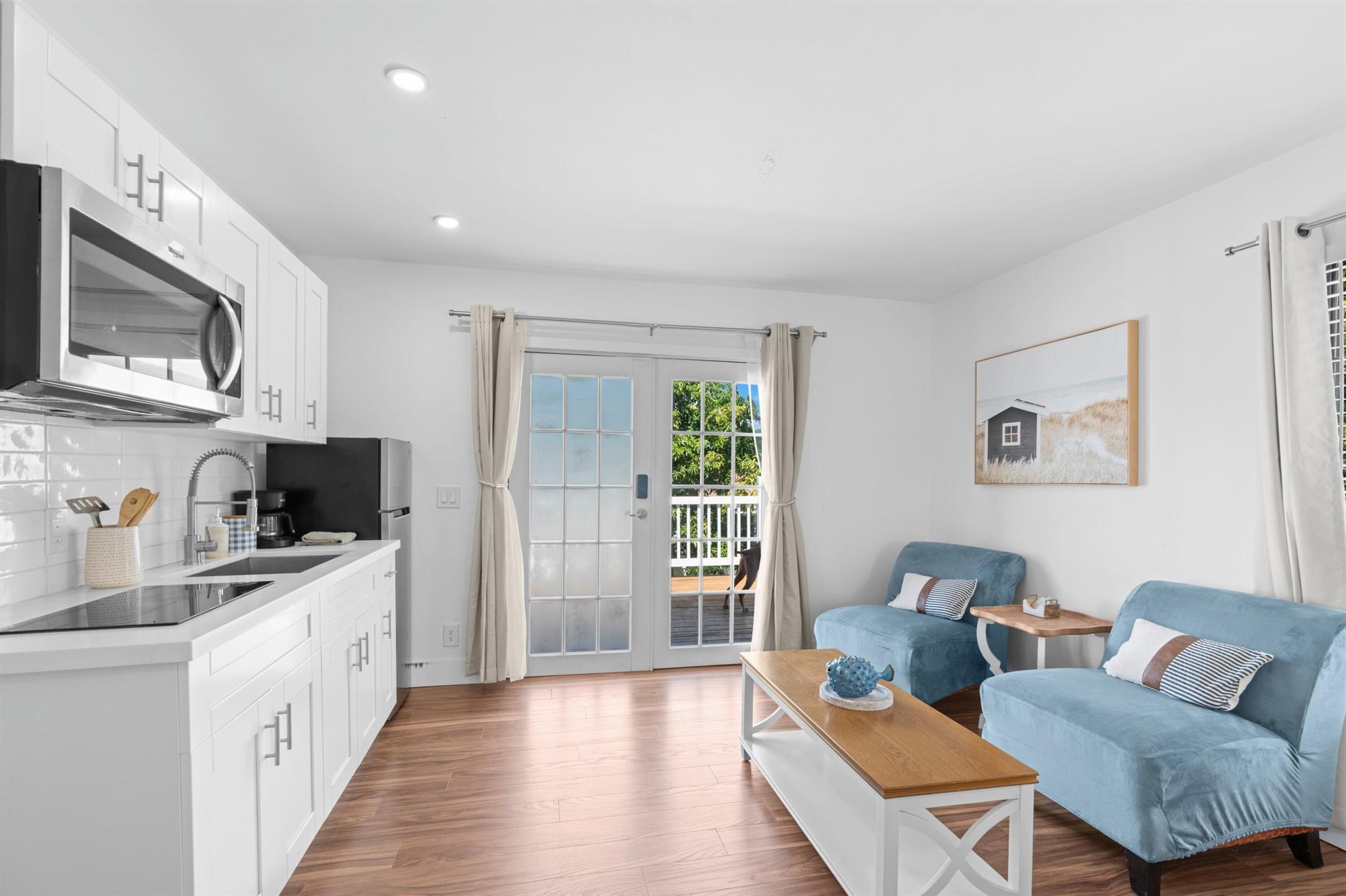 DELRAY GARDEN ESTATES 3 - Residential Income