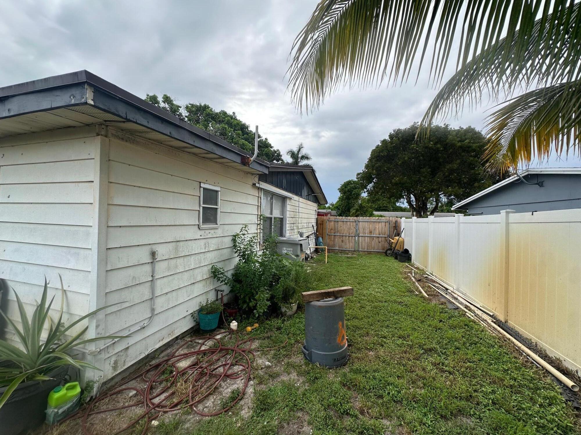 CRESTHAVEN NO 5 40-4 B - Residential