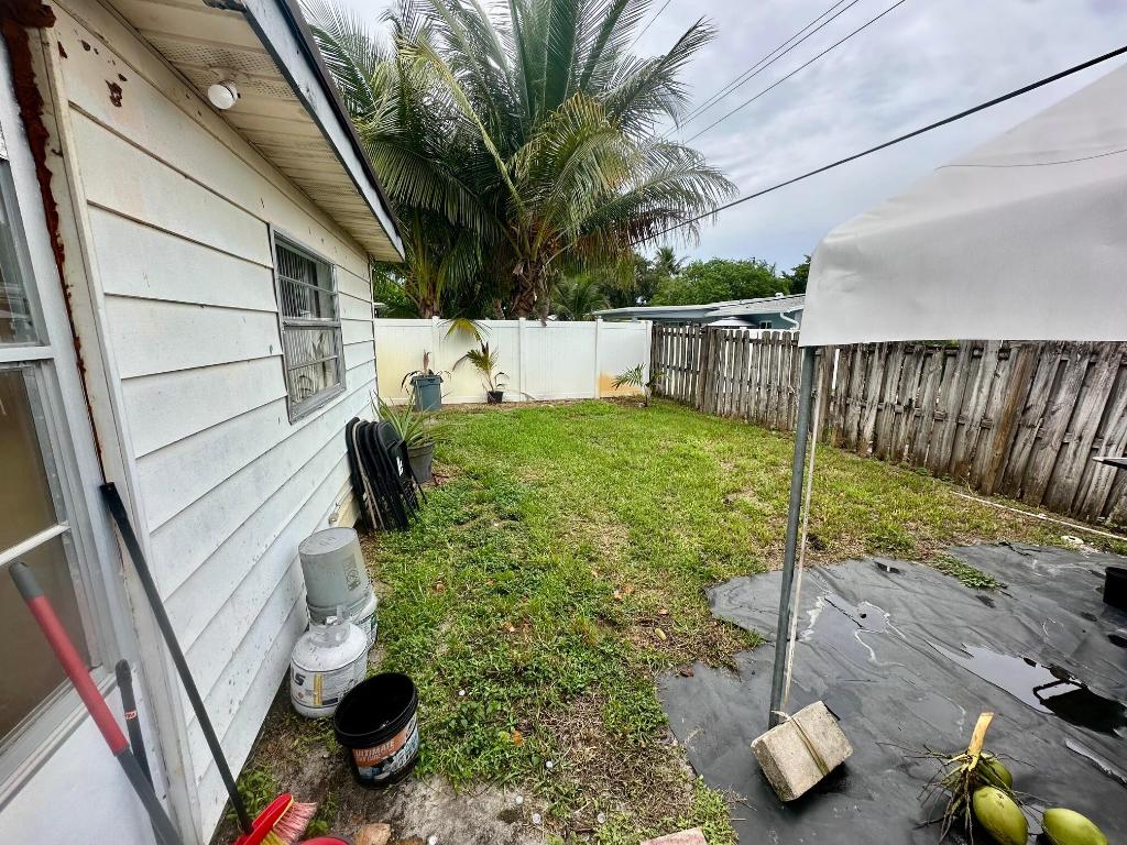 CRESTHAVEN NO 5 40-4 B - Residential