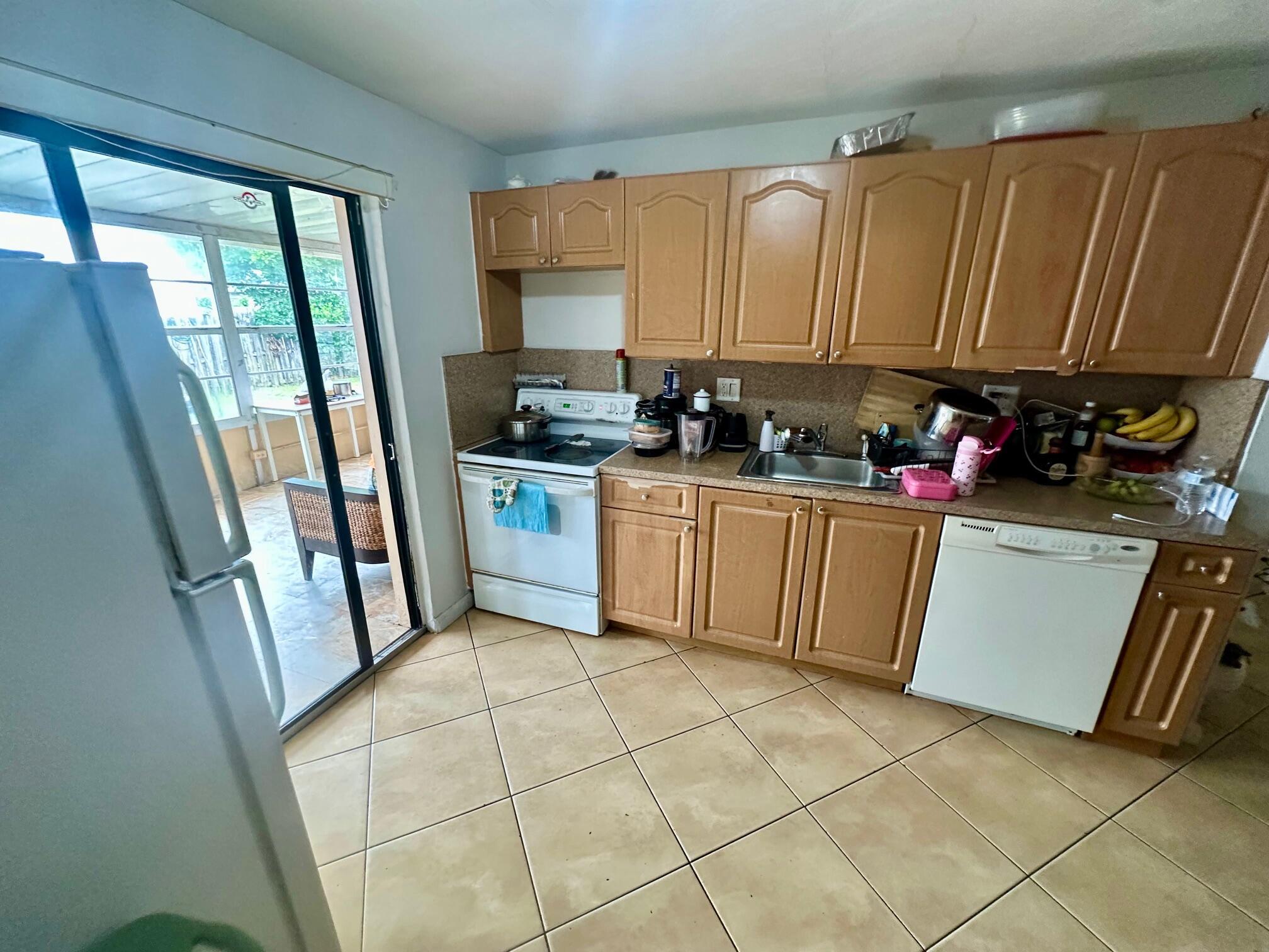 CRESTHAVEN NO 5 40-4 B - Residential