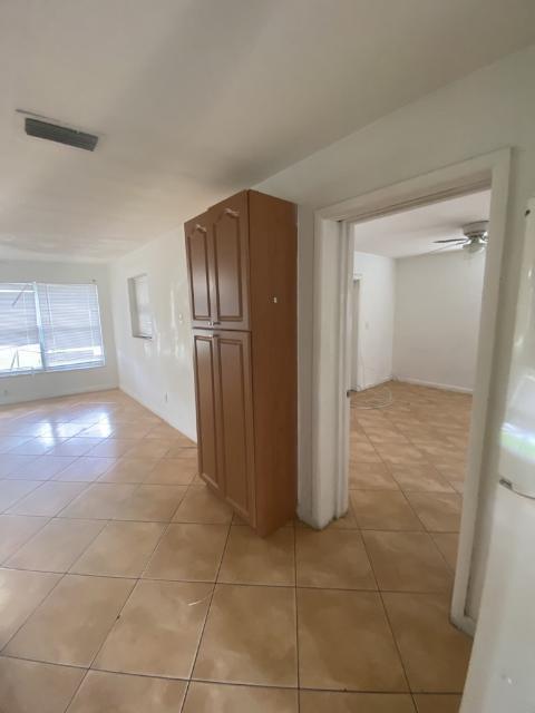 CRESTHAVEN NO 5 40-4 B - Residential