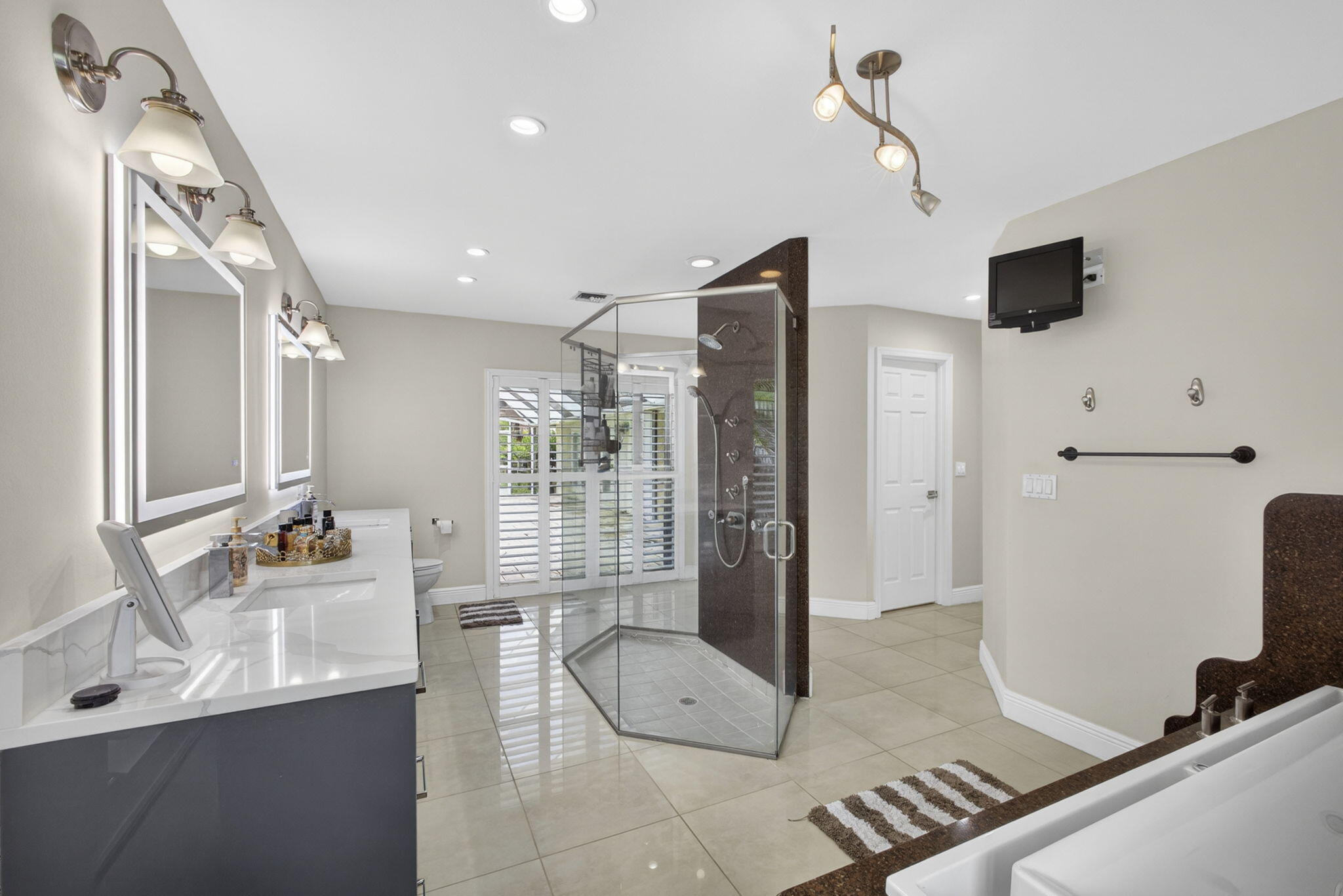 Steeplechase - Residential Lease