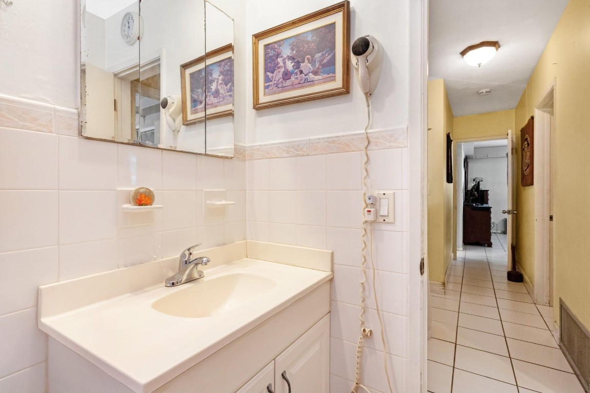 Coral Ridge Isles 45-47 B - Residential