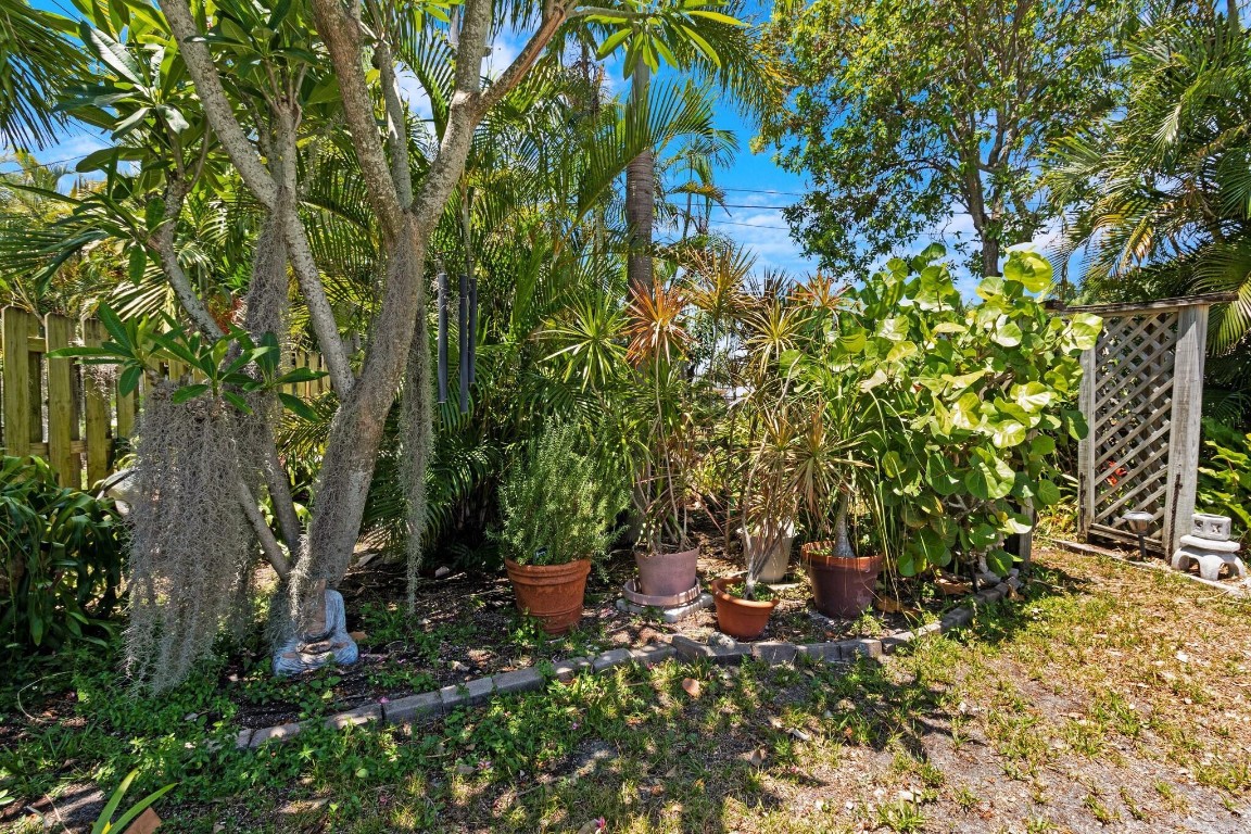 Coral Ridge Isles 45-47 B - Residential