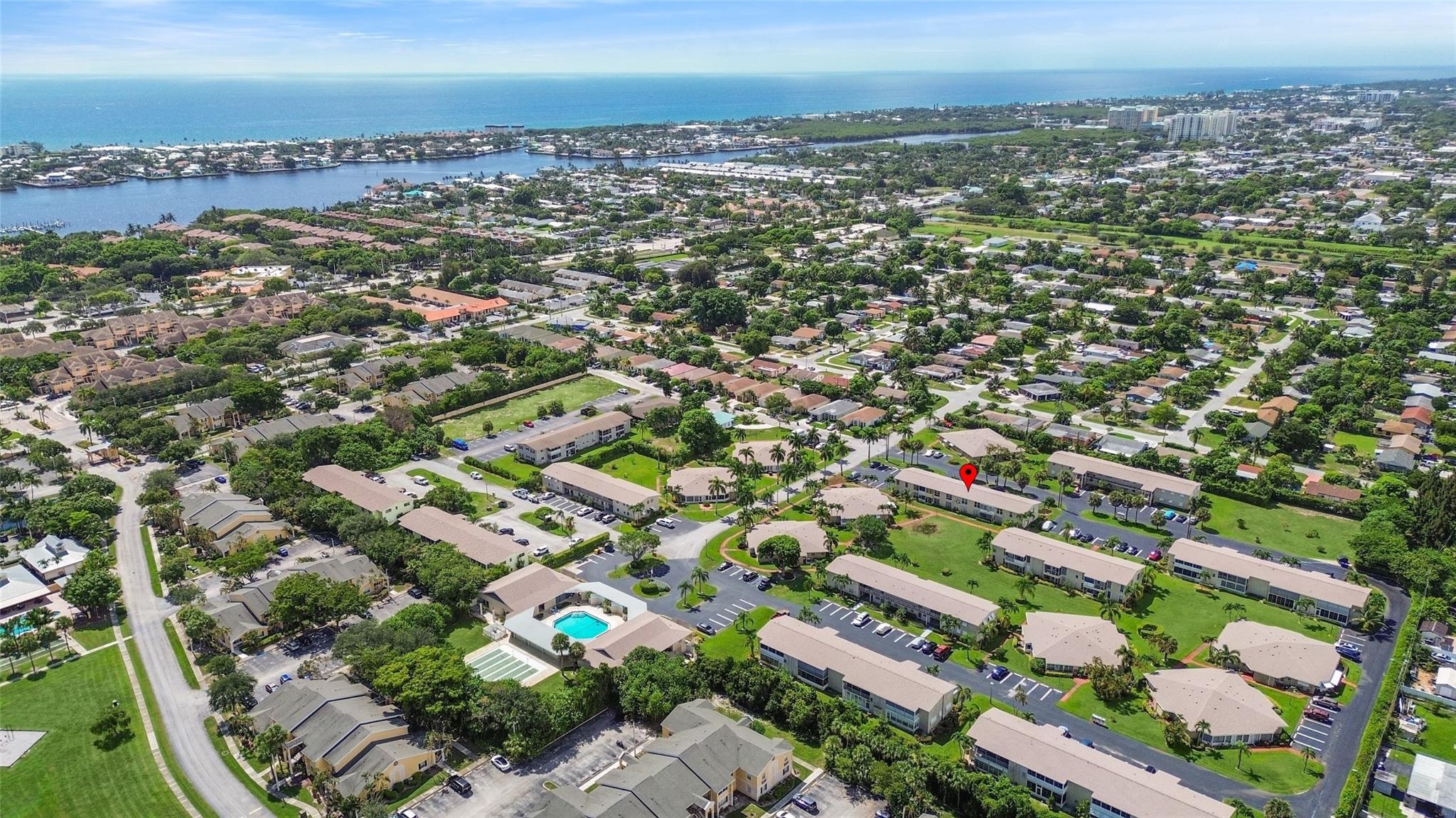 Four Sea Suns Condo - Residential