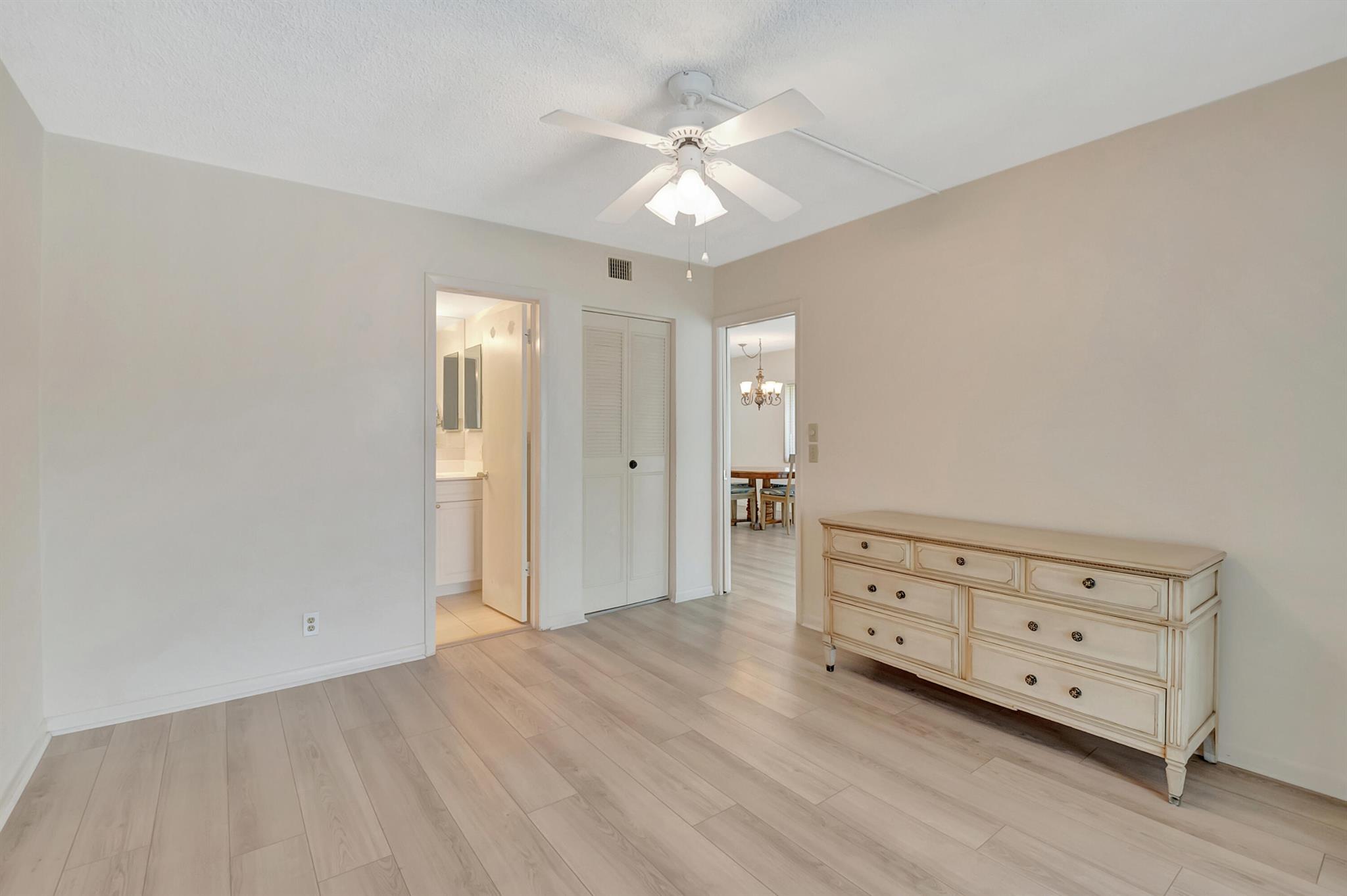 PENTHOUSE HIGHLANDS CONDO - Residential