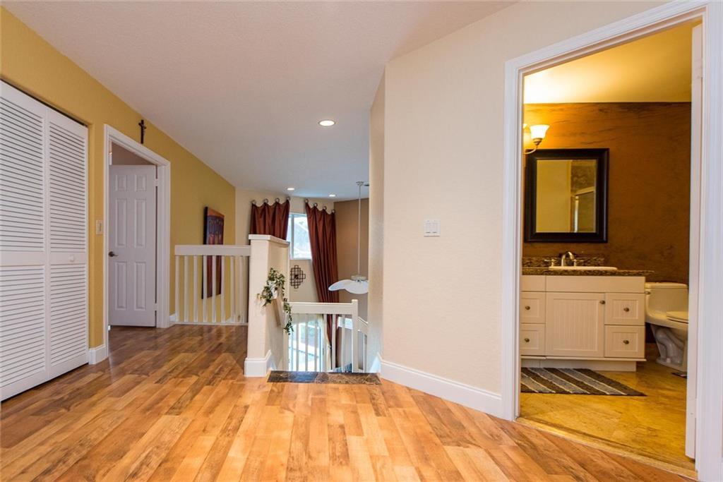 Countrys Point 119-29 B - Residential
