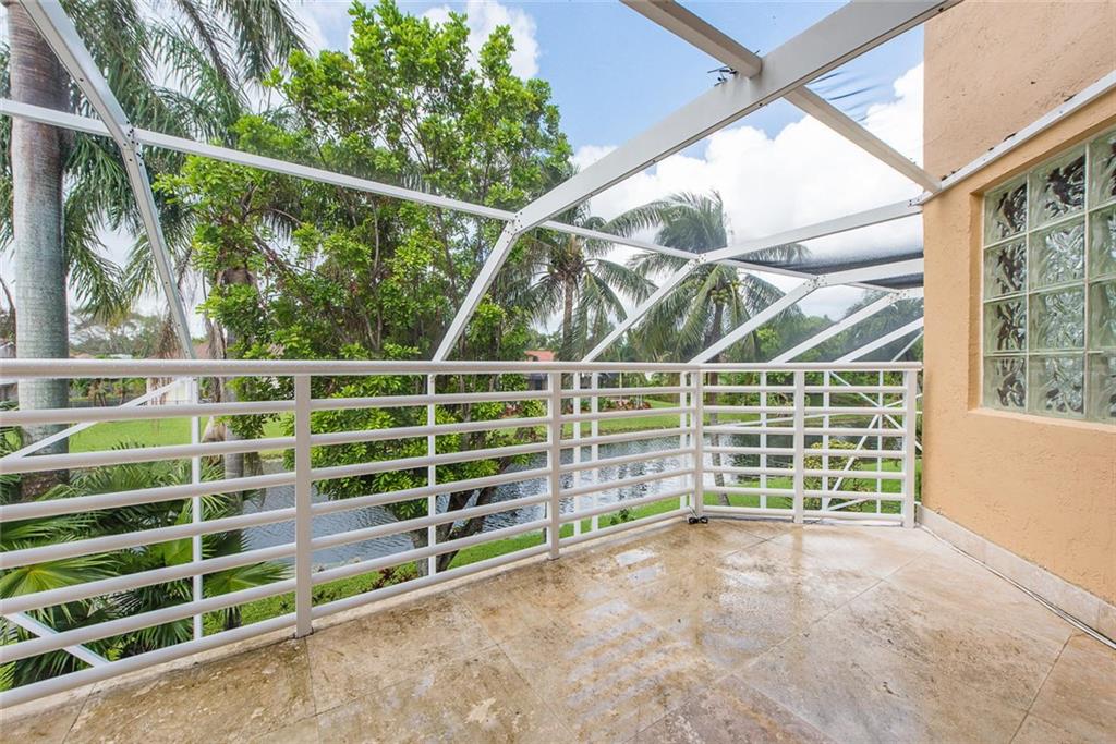 Countrys Point 119-29 B - Residential
