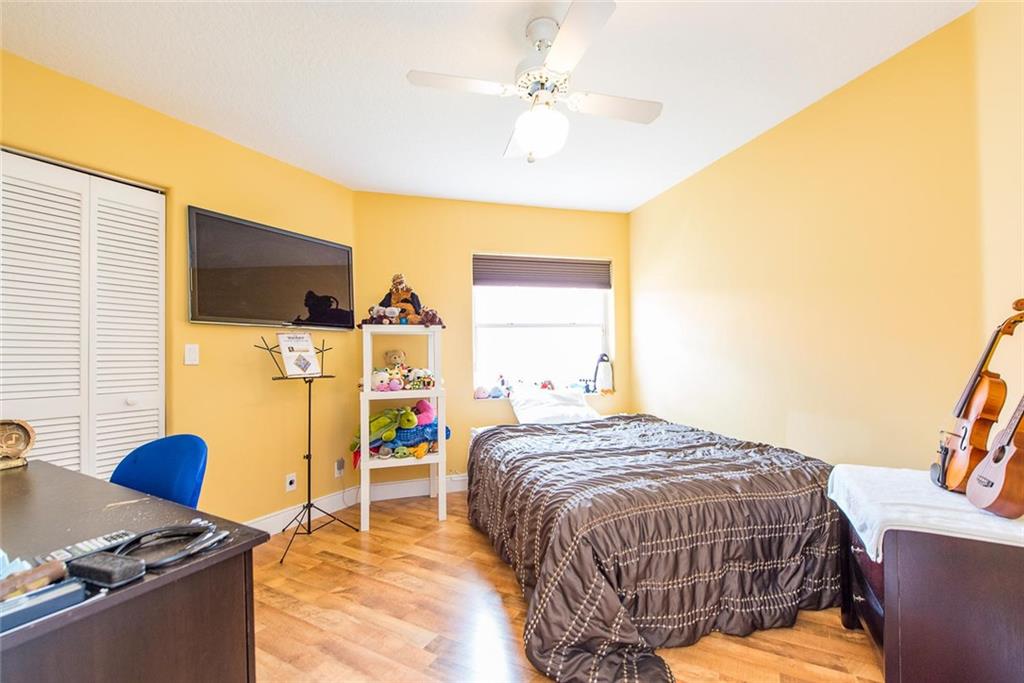 Countrys Point 119-29 B - Residential