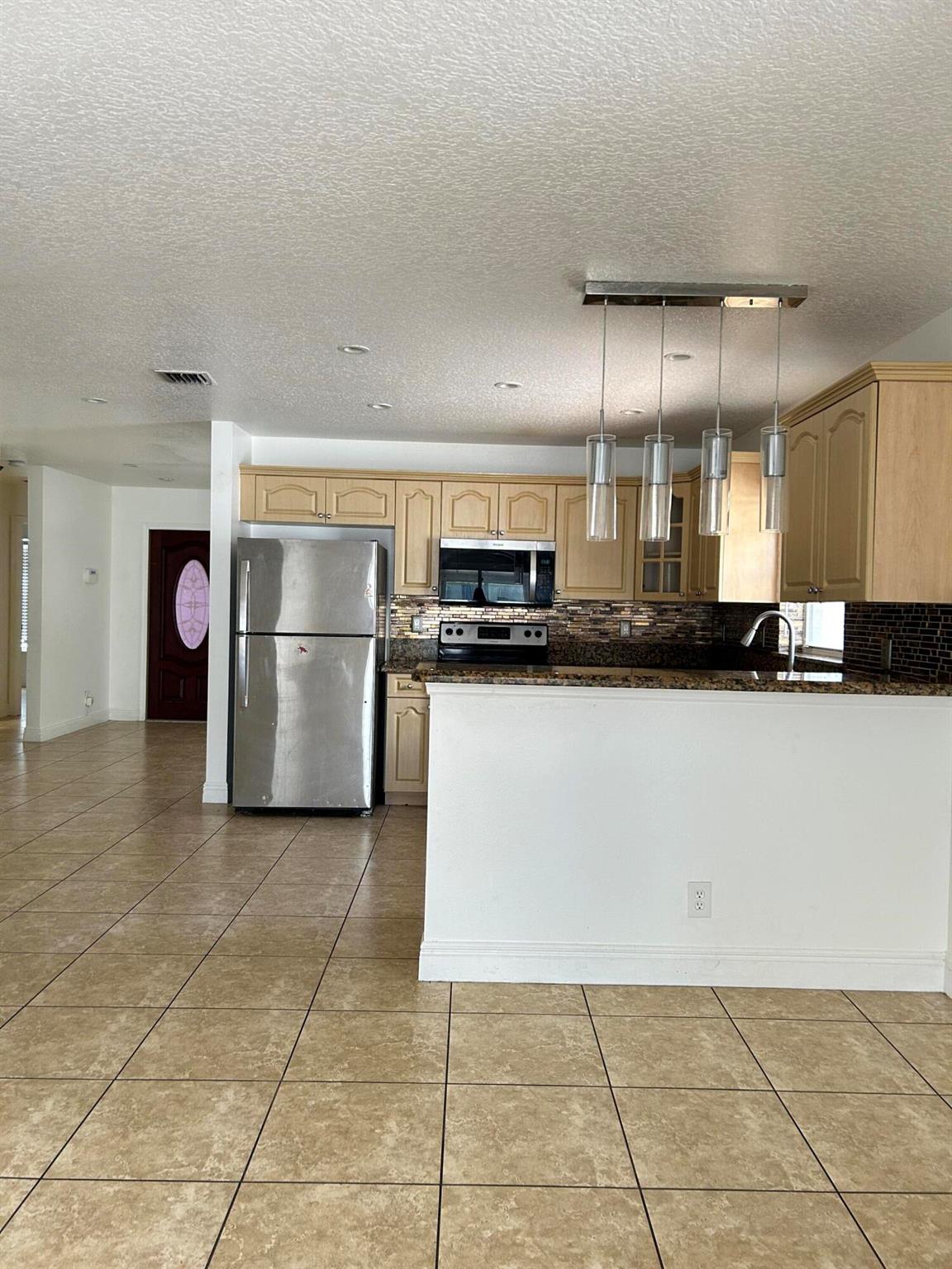 SOUTHWOOD HEIGHTS - Residential Lease