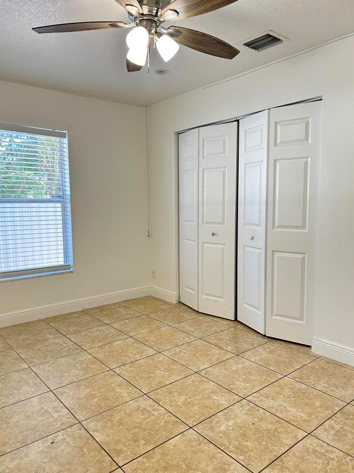 SOUTHWOOD HEIGHTS - Residential Lease