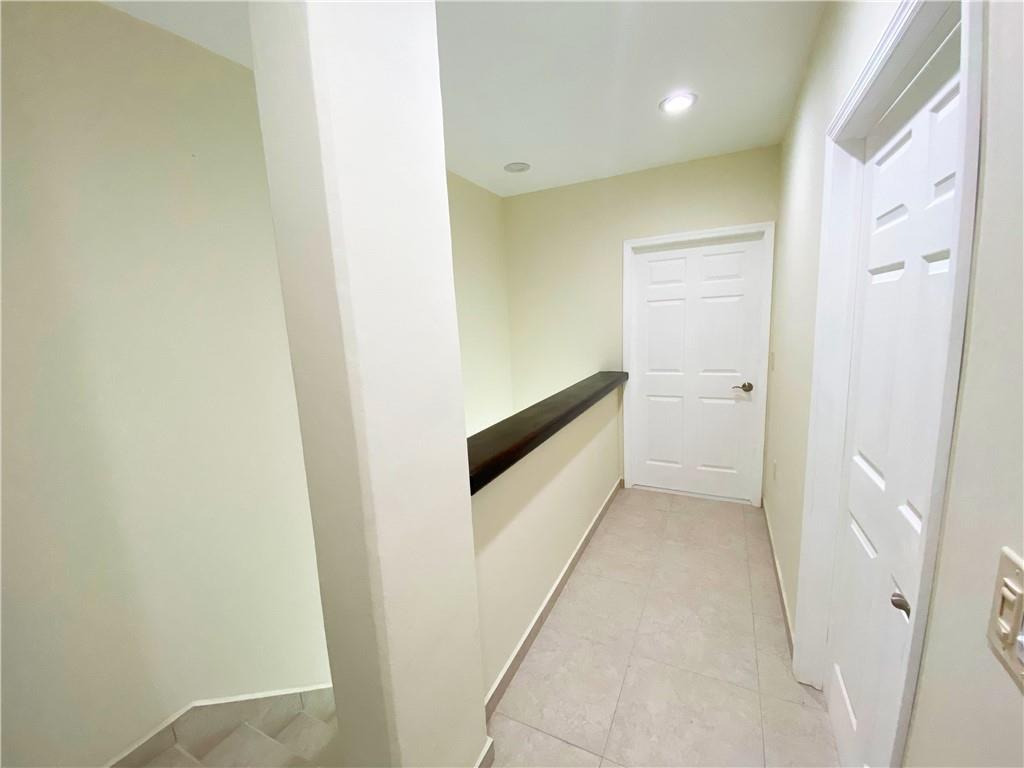 Pitts Lagoon - Residential