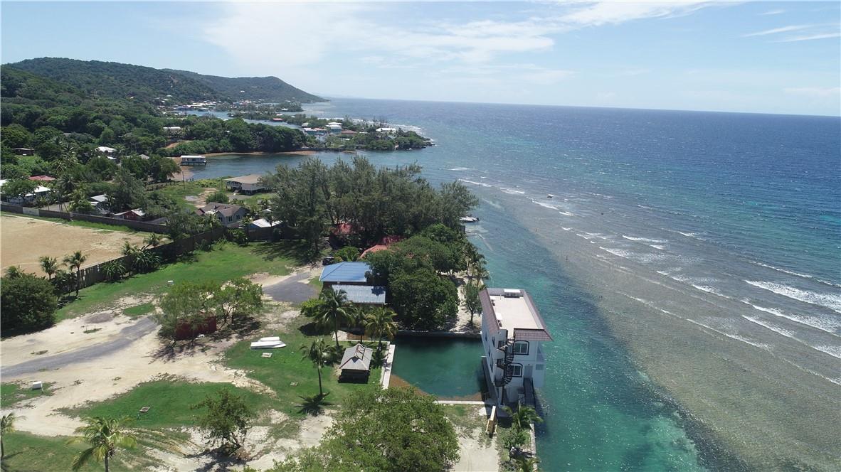 Pitts Lagoon - Residential