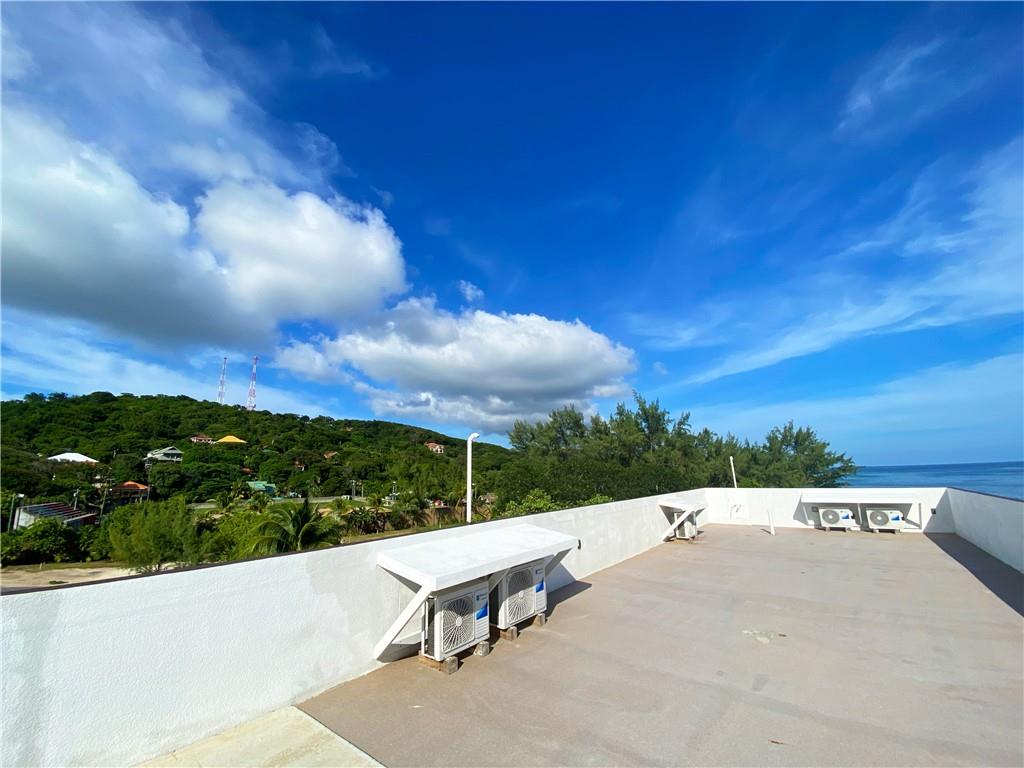 Pitts Lagoon - Residential