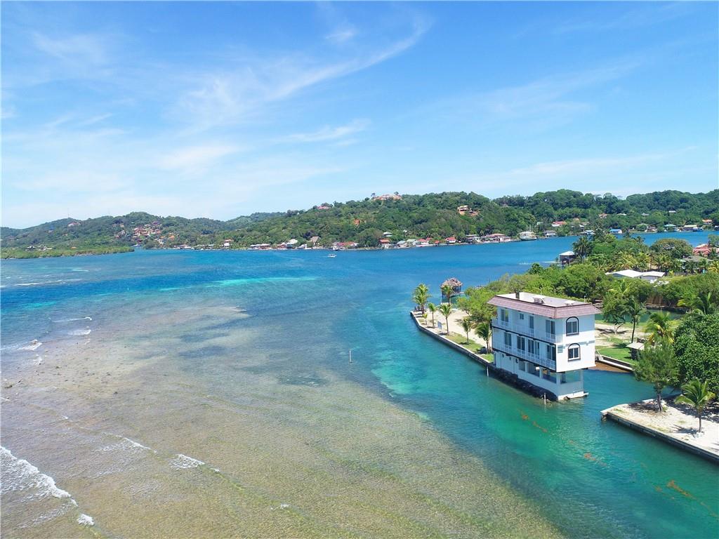 Pitts Lagoon - Residential