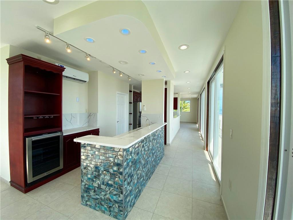 Pitts Lagoon - Residential