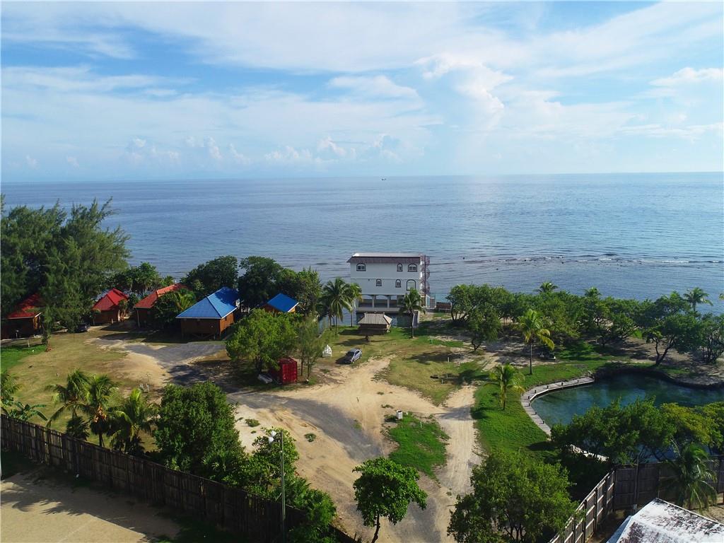 Pitts Lagoon - Residential