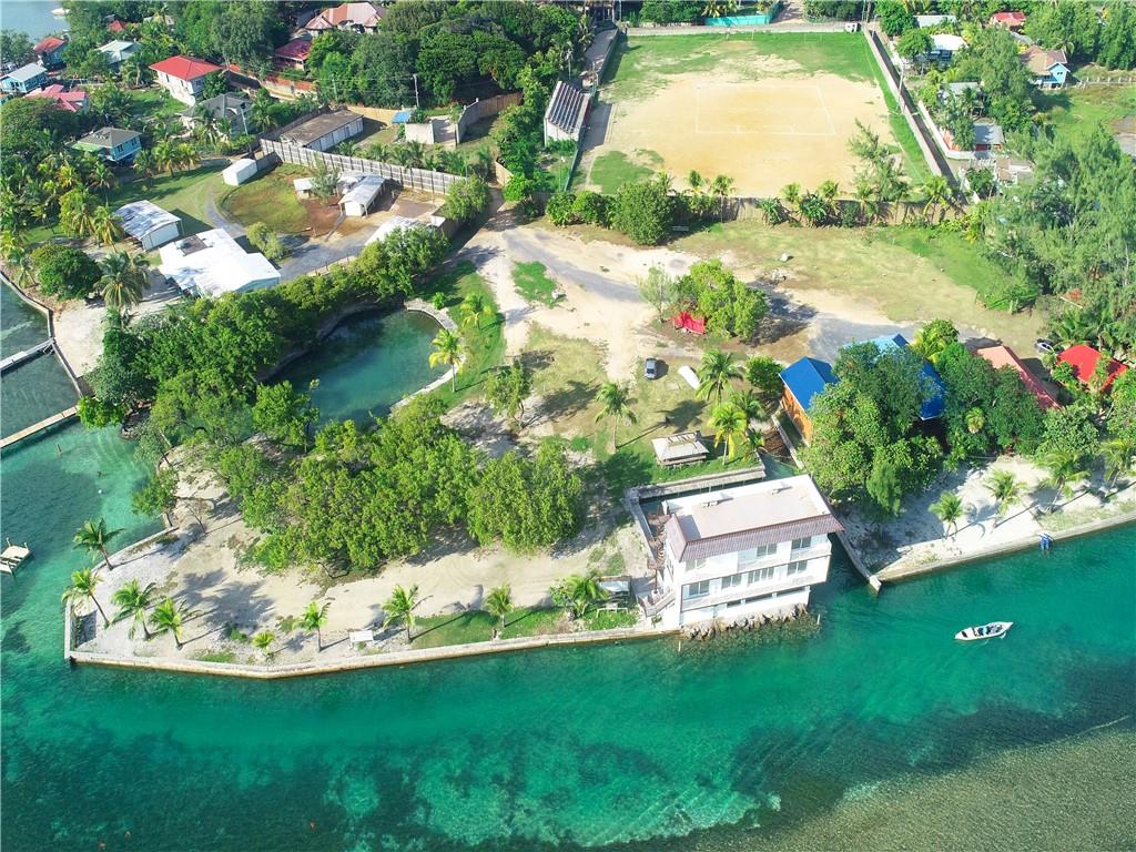 Pitts Lagoon - Residential