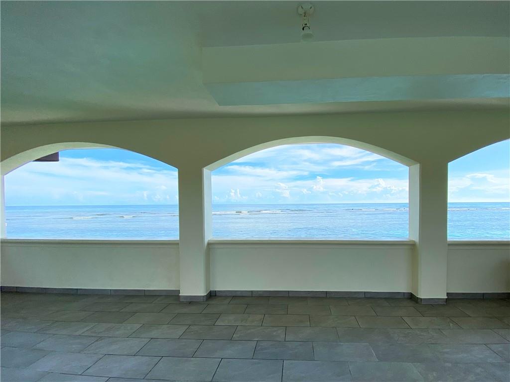 Pitts Lagoon - Residential