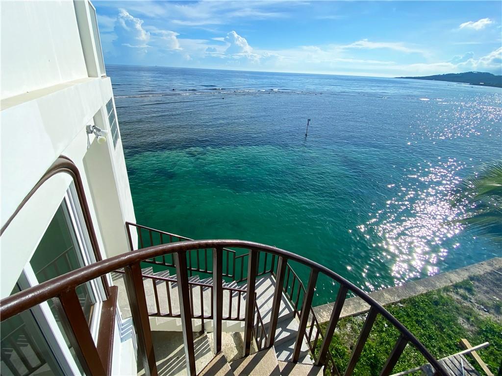 Pitts Lagoon - Residential