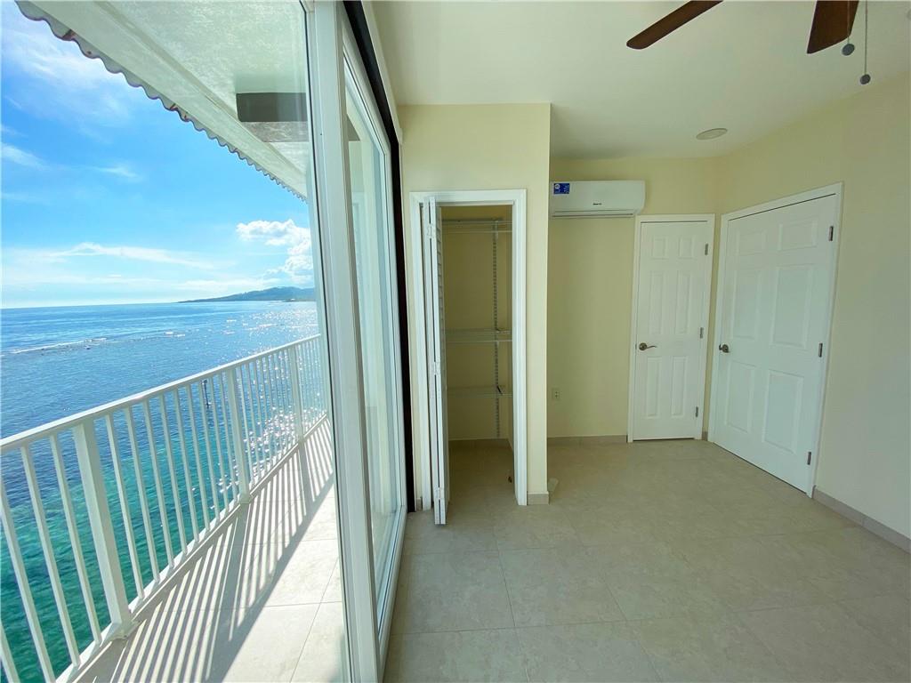 Pitts Lagoon - Residential