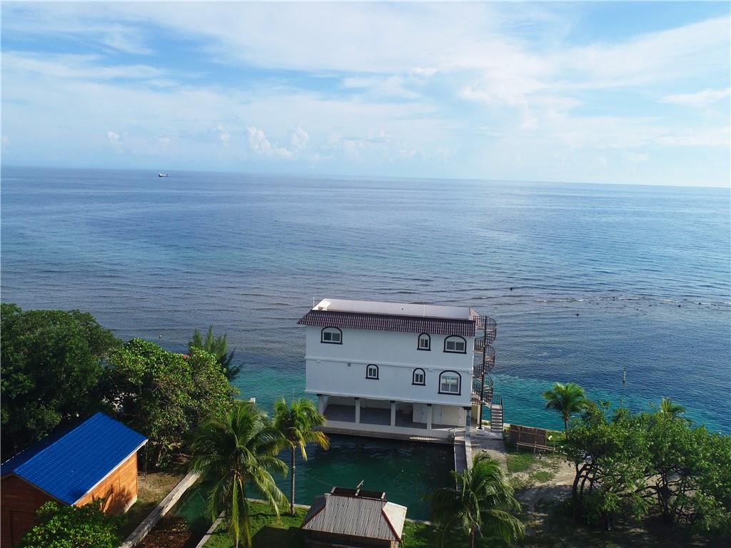 Pitts Lagoon - Residential