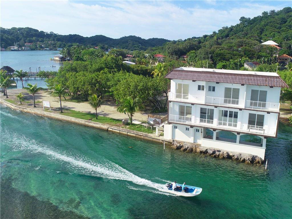 Pitts Lagoon - Residential