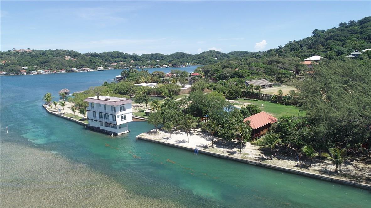 Pitts Lagoon - Residential