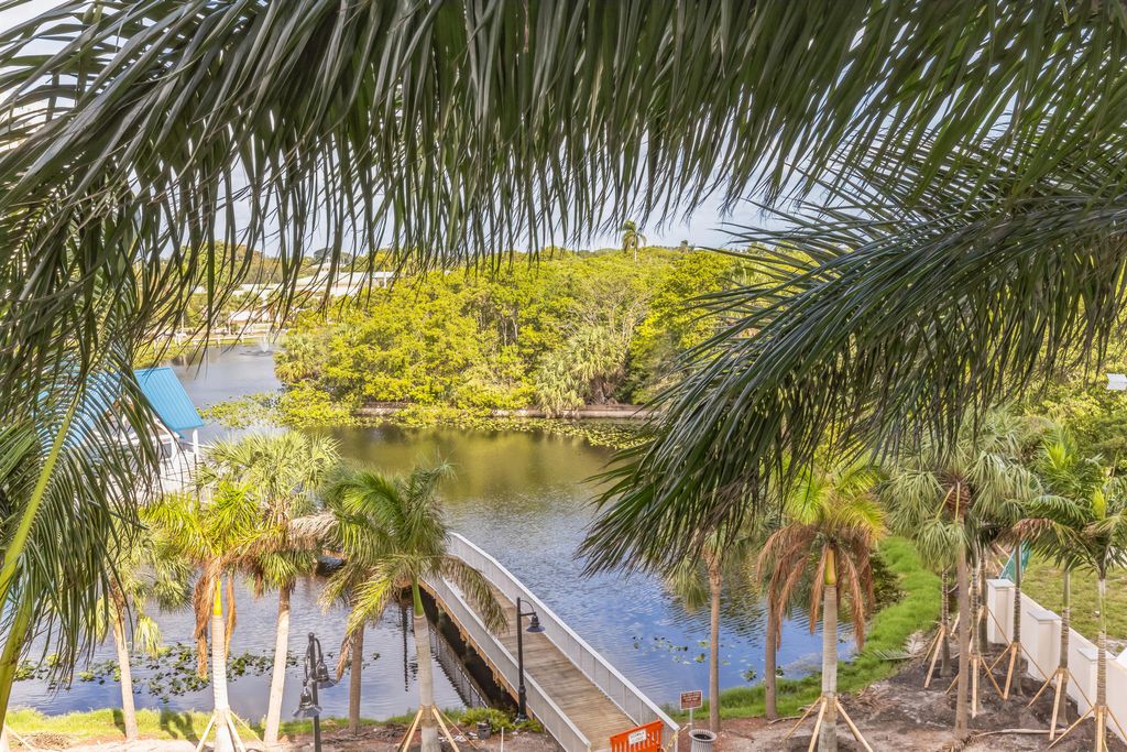 Photo of 700 E Boynton Beach Boulevard #511, Boynton Beach, FL 33435 (MLS # R11137603)
