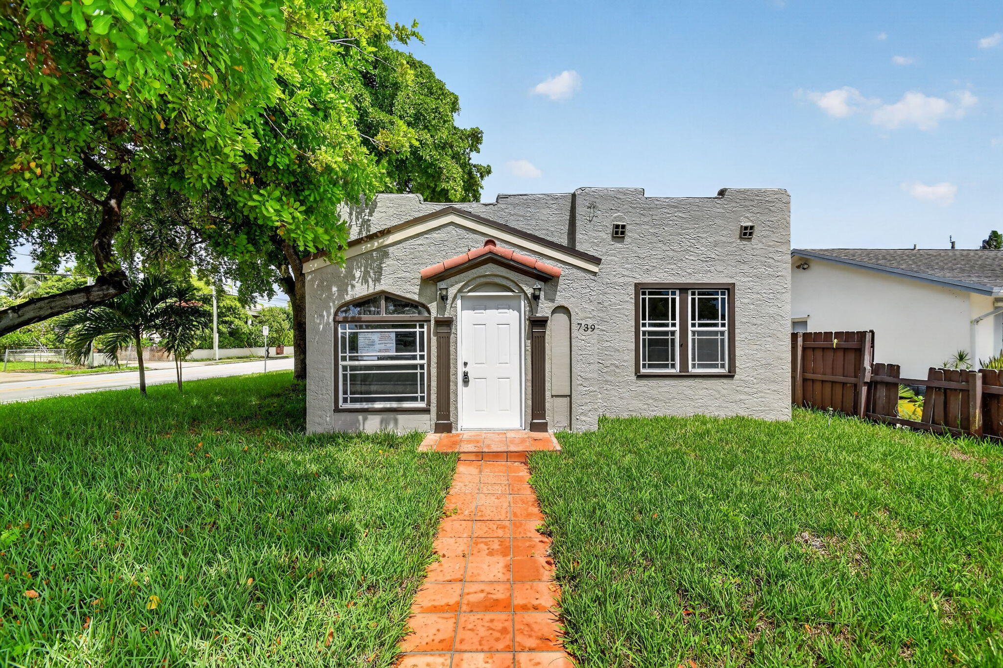 739 KAYE Street 0