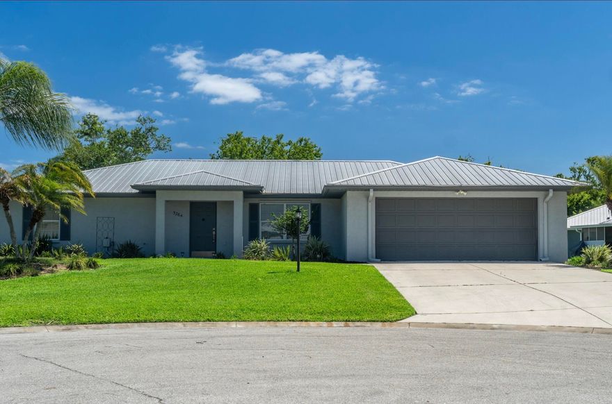 Beautifully maintained 3BR/2.5BA CBS home on one of the largest lots in desirable Kings Bay. This open-concept layout offers a spacious, inviting feel—perfect for everyday living and entertaining. Features include a durable metal roof, a deep oversized 2-car garage with room for a boat or extra storage, and a huge laundry room. The home is well kept and truly shows pride of ownership. Enjoy a screened-in back porch overlooking peaceful pasture views with no rear neighbors—just privacy and beautiful scenery. A rare opportunity to own a standout property in Kings Bay!