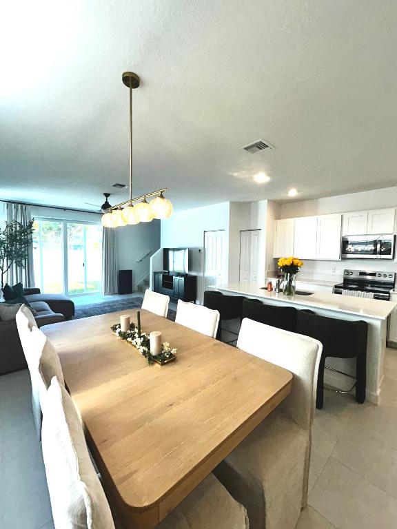 VERANDA PLAT NO. 9 - Residential Lease