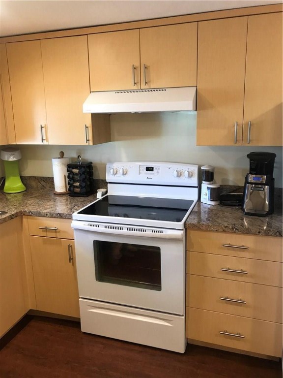 Hollybrook Golf & Tennis - Residential