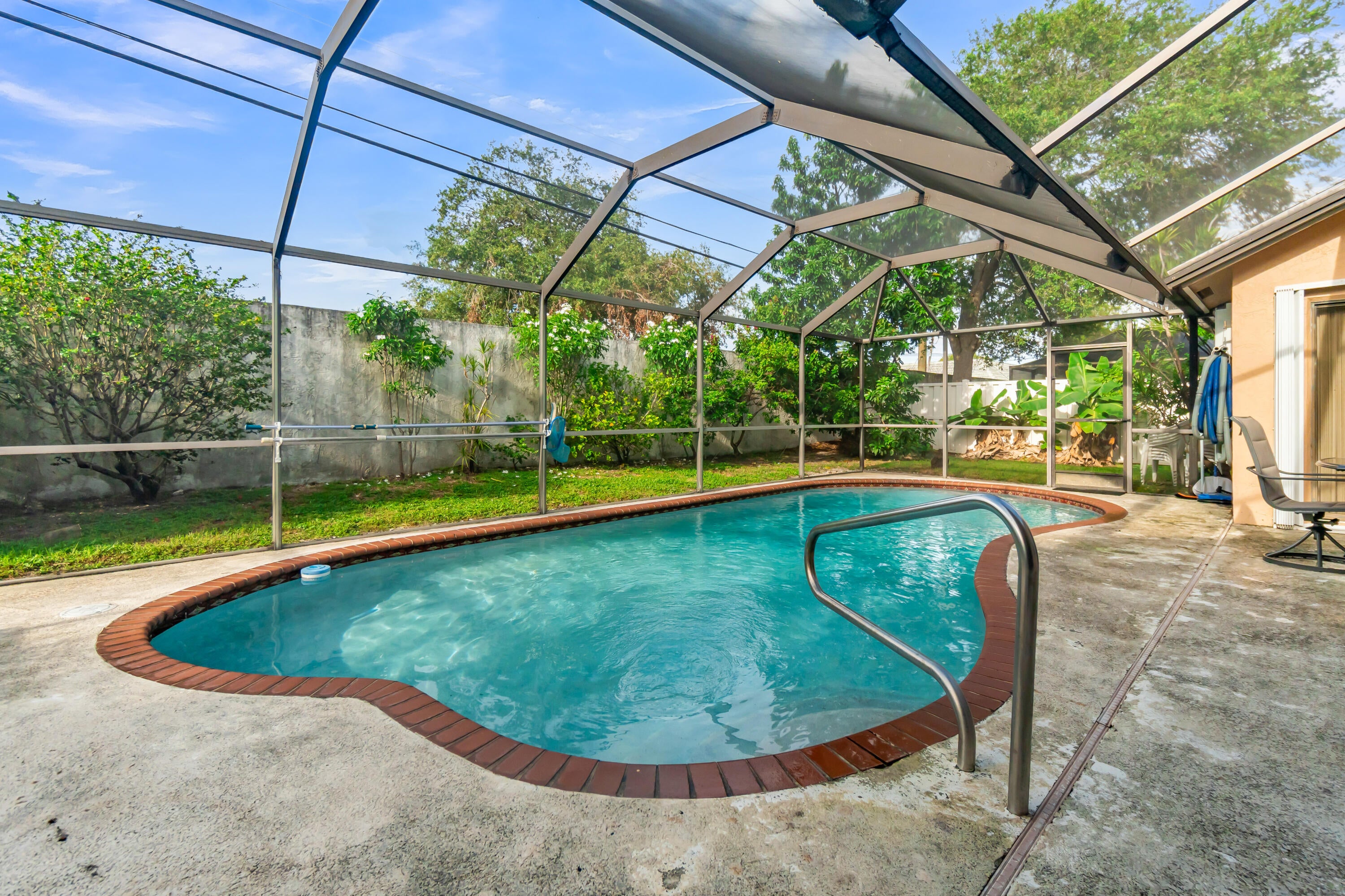 7365 NW 54TH Court