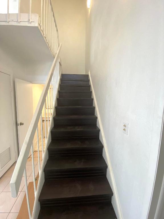 MISSIONWOOD AT MIRAMAR CONDO - Residential Lease