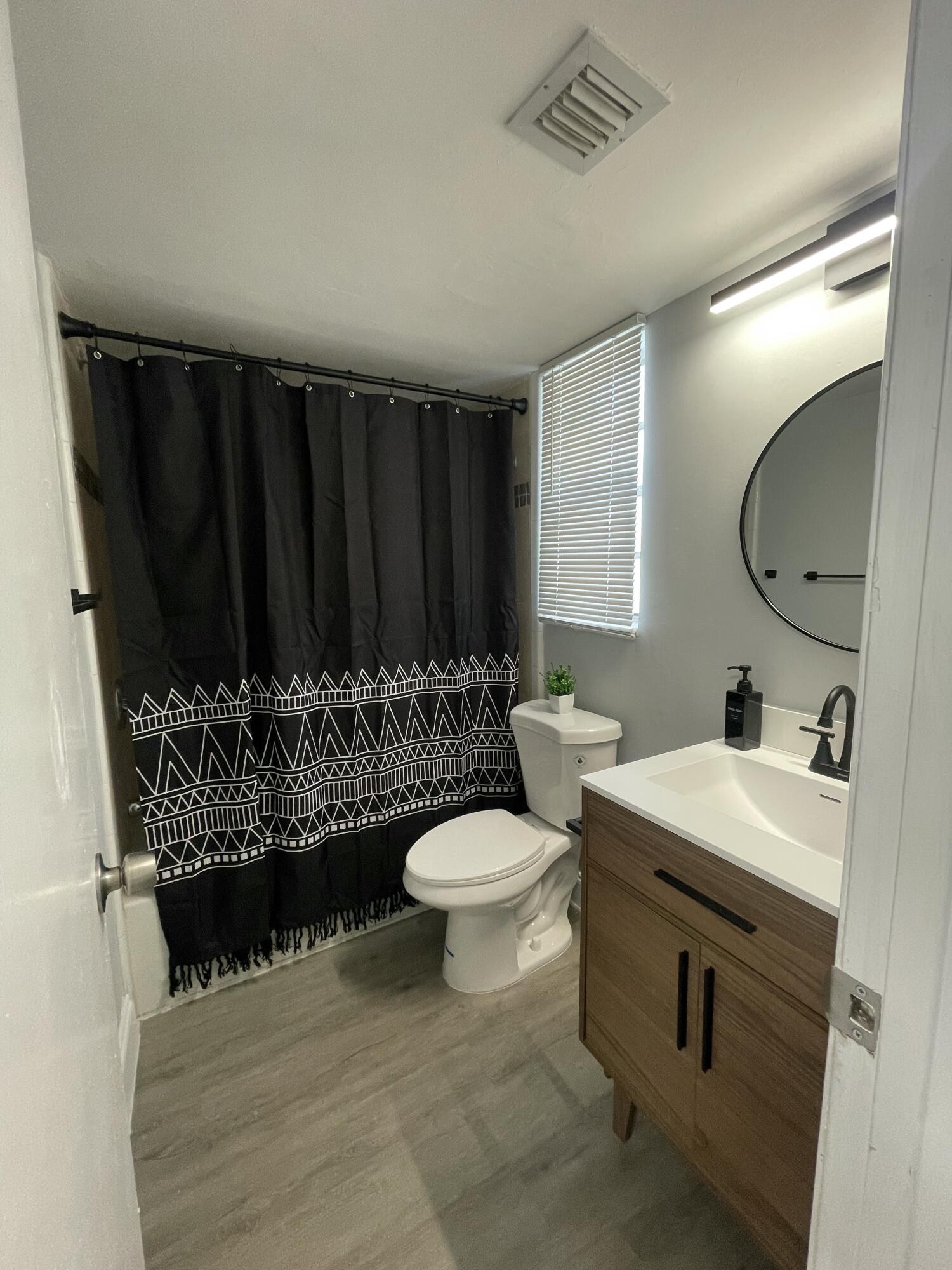 HALLANDALE PARK NO 2 - Residential Lease