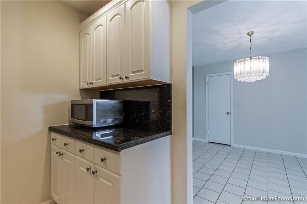 Bay Colony Club - Residential