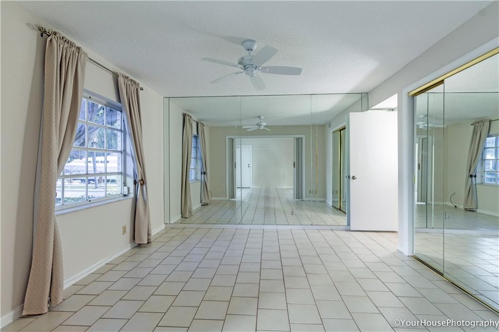 Bay Colony Club - Residential