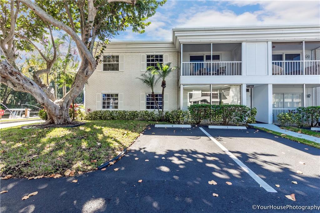 Bay Colony Club - Residential