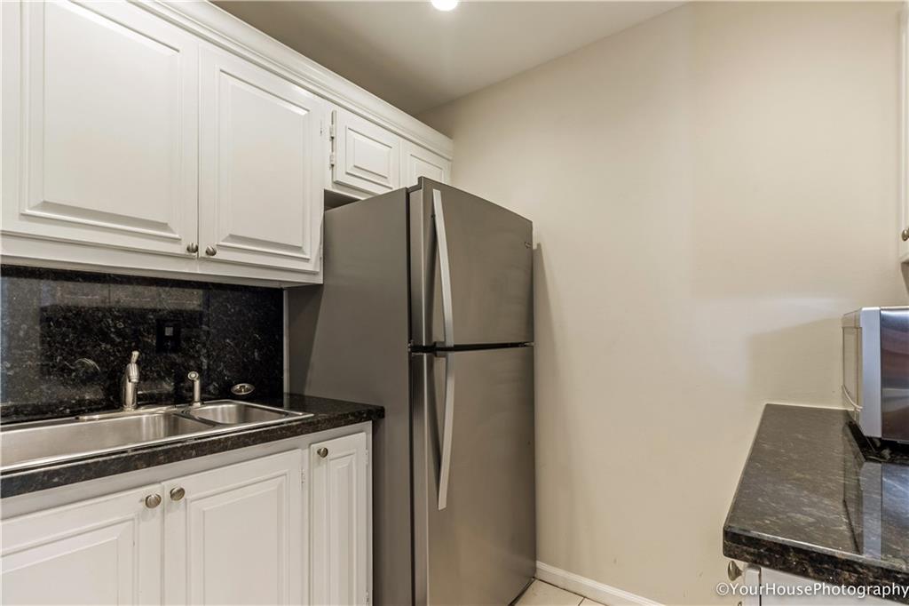Bay Colony Club - Residential