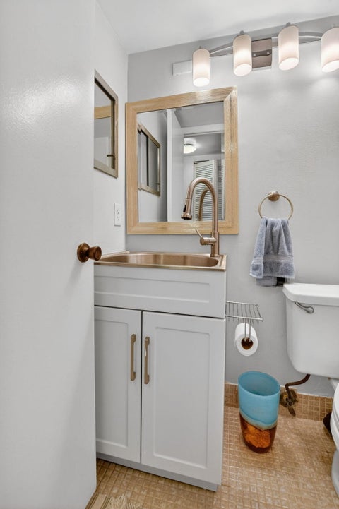 Tiny photo for 290 Oakridge Q #290, Deerfield Beach, FL 33442 (MLS # R11165664)