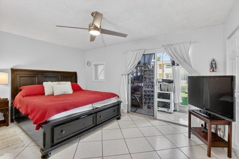 Tiny photo for 290 Oakridge Q #290, Deerfield Beach, FL 33442 (MLS # R11165664)