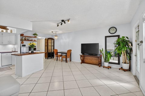 Tiny photo for 290 Oakridge Q #290, Deerfield Beach, FL 33442 (MLS # R11165664)