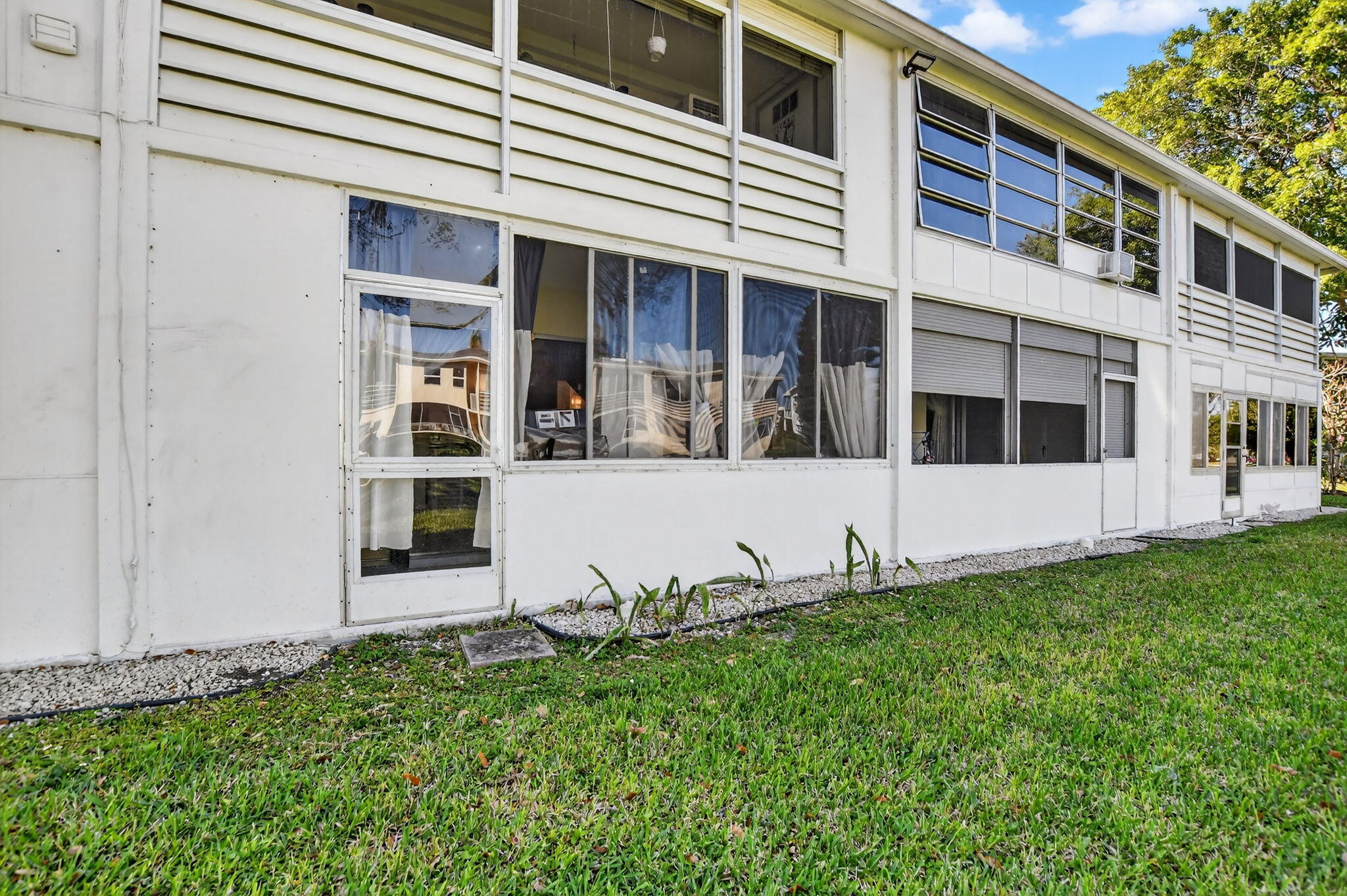 OAKRIDGE Q CONDO - Residential