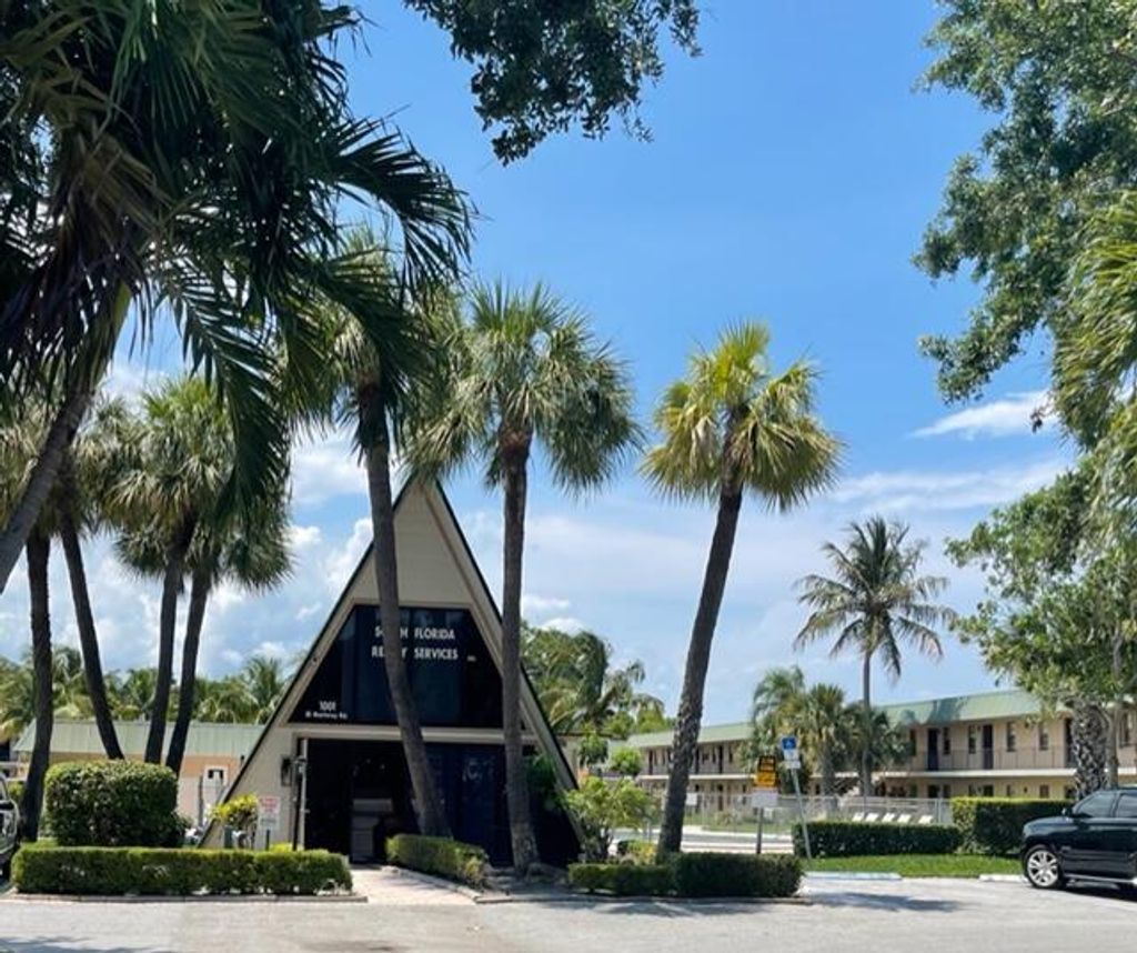 Photo of 1081 SE Monterey Road #326, Stuart, FL 34994 (MLS # R10801536)