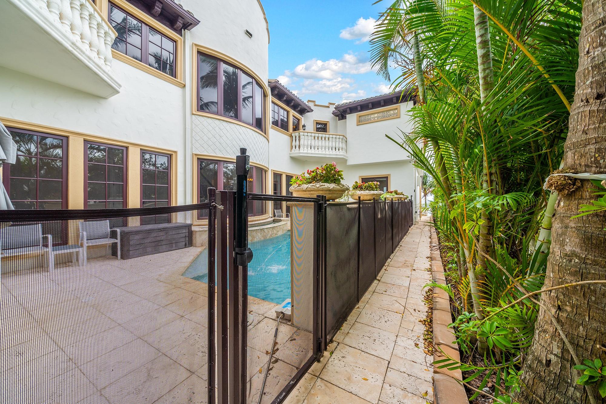 Lauderdale Beach 4-2 B - Residential Lease