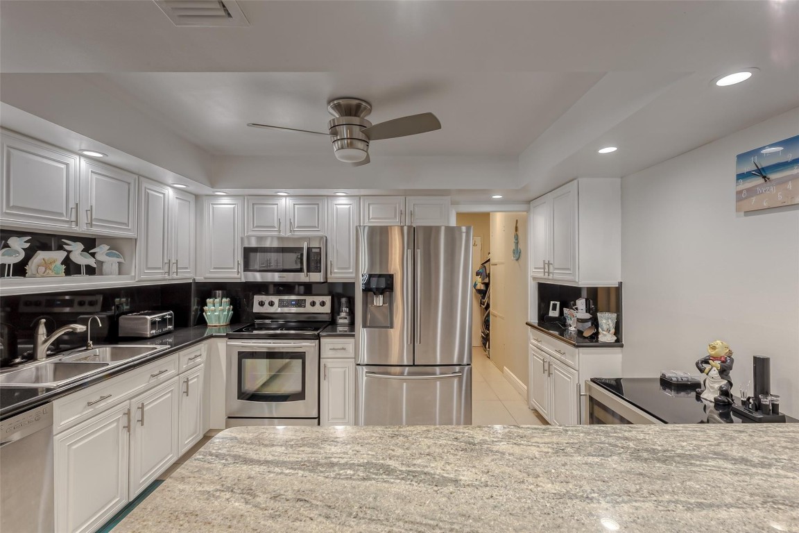 Playa Del Mar Condo - Residential Lease