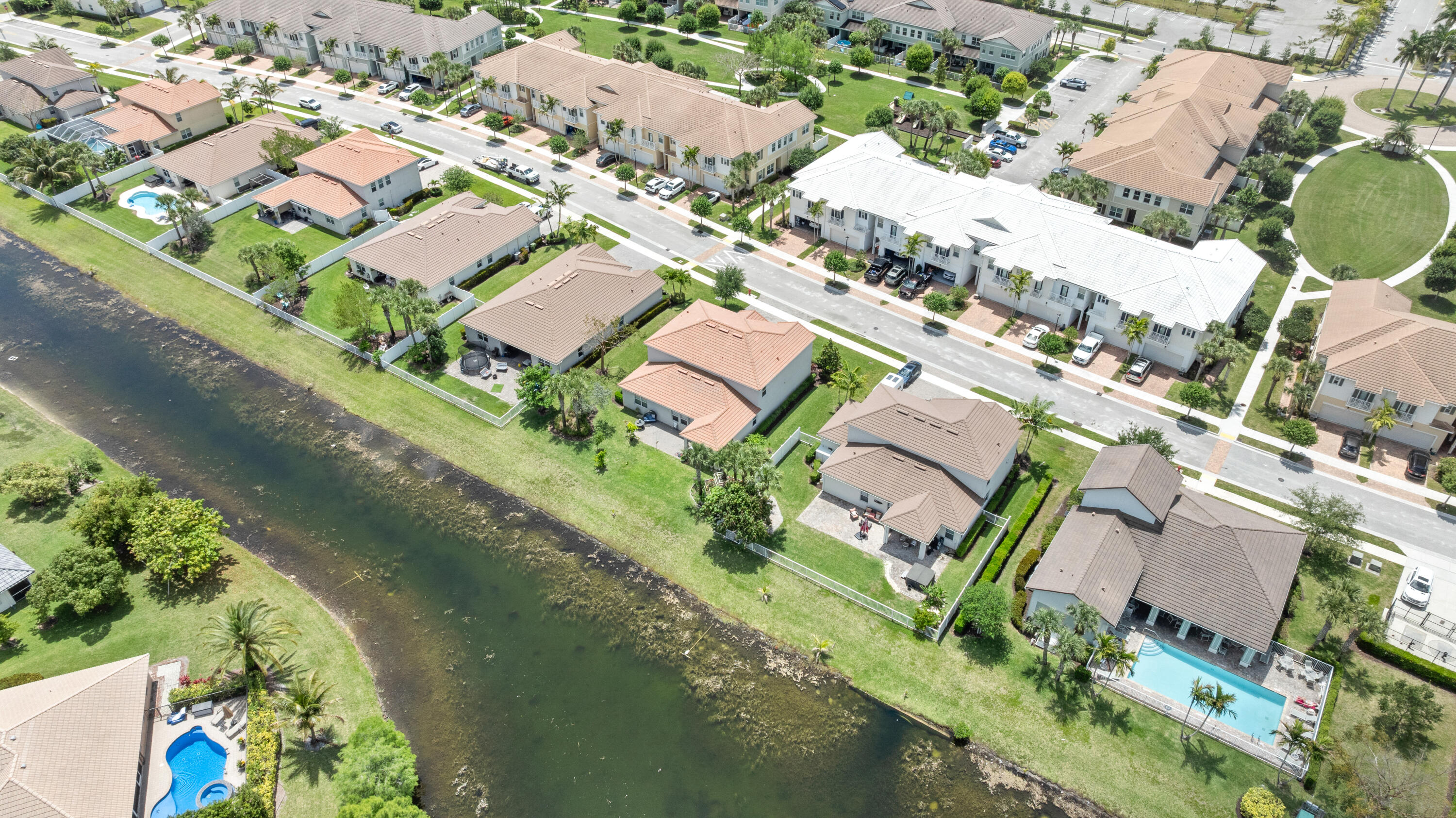 PARK CENTRAL AT CYPRESS KEY - Residential