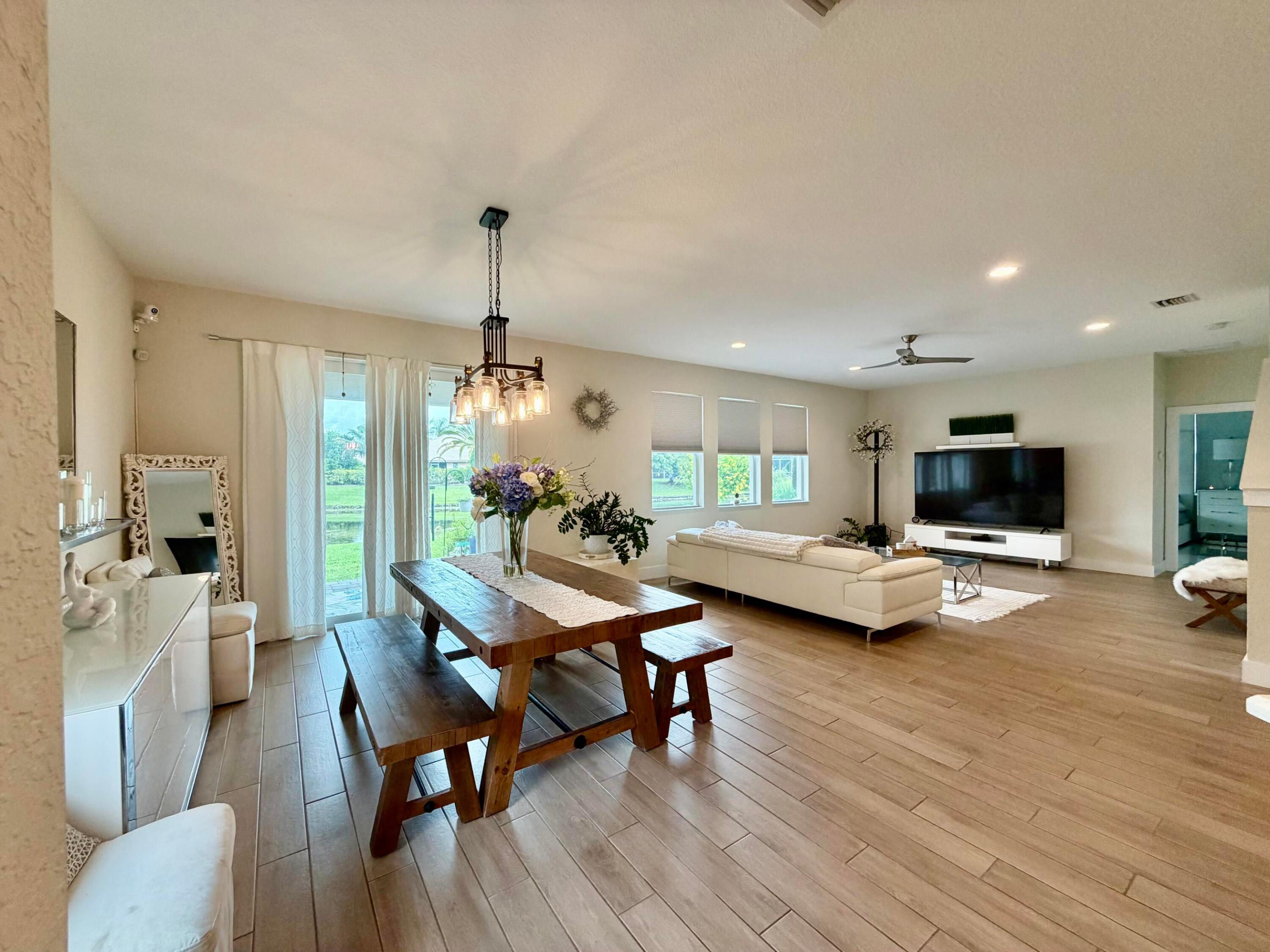 PARK CENTRAL AT CYPRESS KEY - Residential