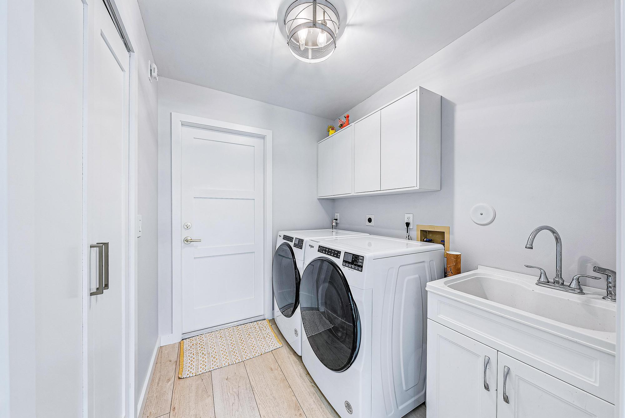 BENT TREE - Residential